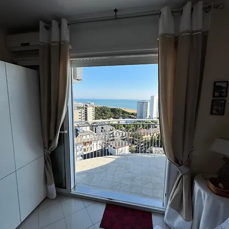 Lejlighed Torre 13f Seaview